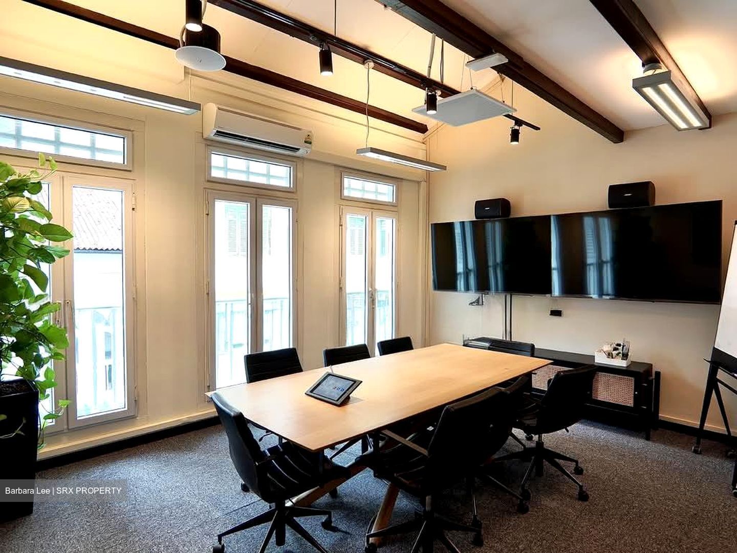Tras Street (D2), Office #554089271